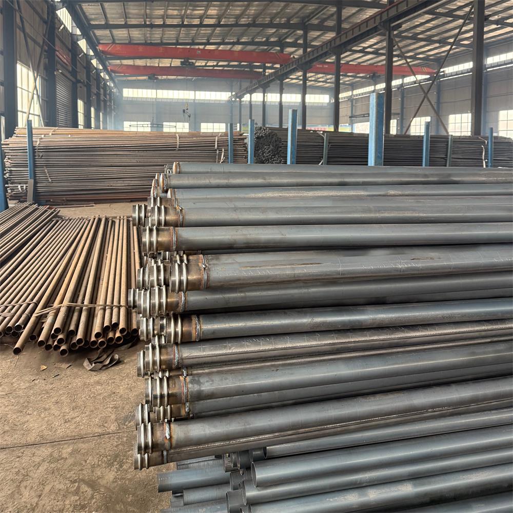 宝益德钢管淄博市销售处 厂区及加工车间